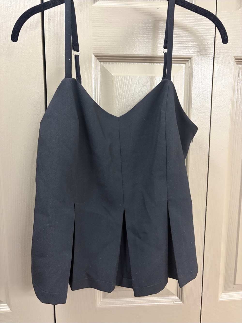 Black Sleeveless Peplum Pleated Cami Top